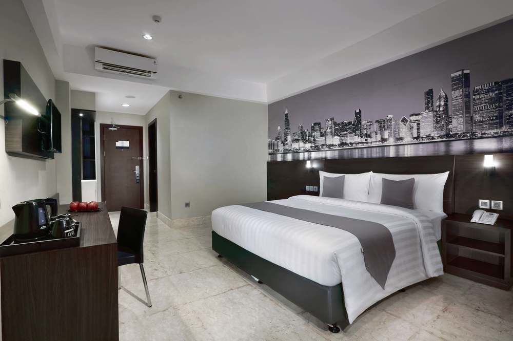 Hotel Neo+ Balikpapan By Aston Exterior photo